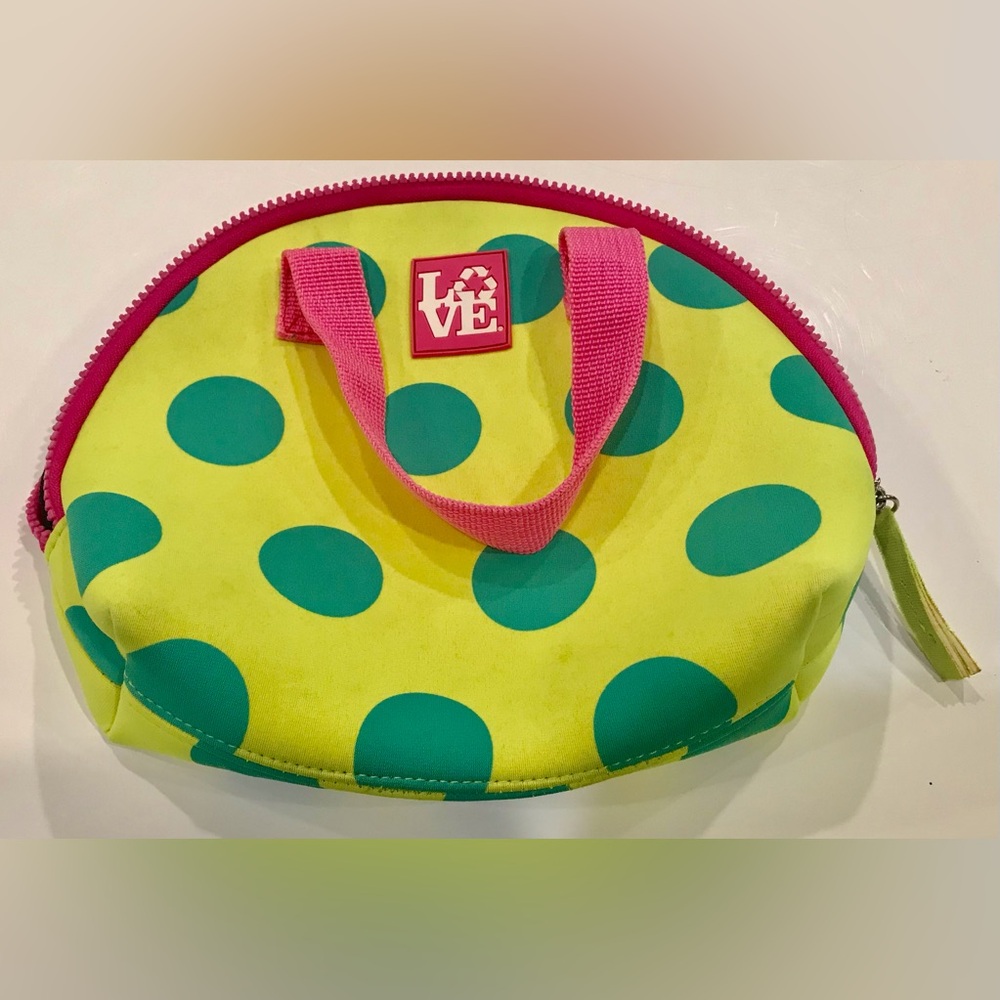 LOVE Neoprene Lunch Tote Bag in Green Polka-dotted Pattern, Pink Zipper/Handles
